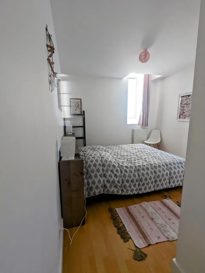Auch 3 Chambres,120 M2 Au Calme Et En Ville !!! 0*,  France