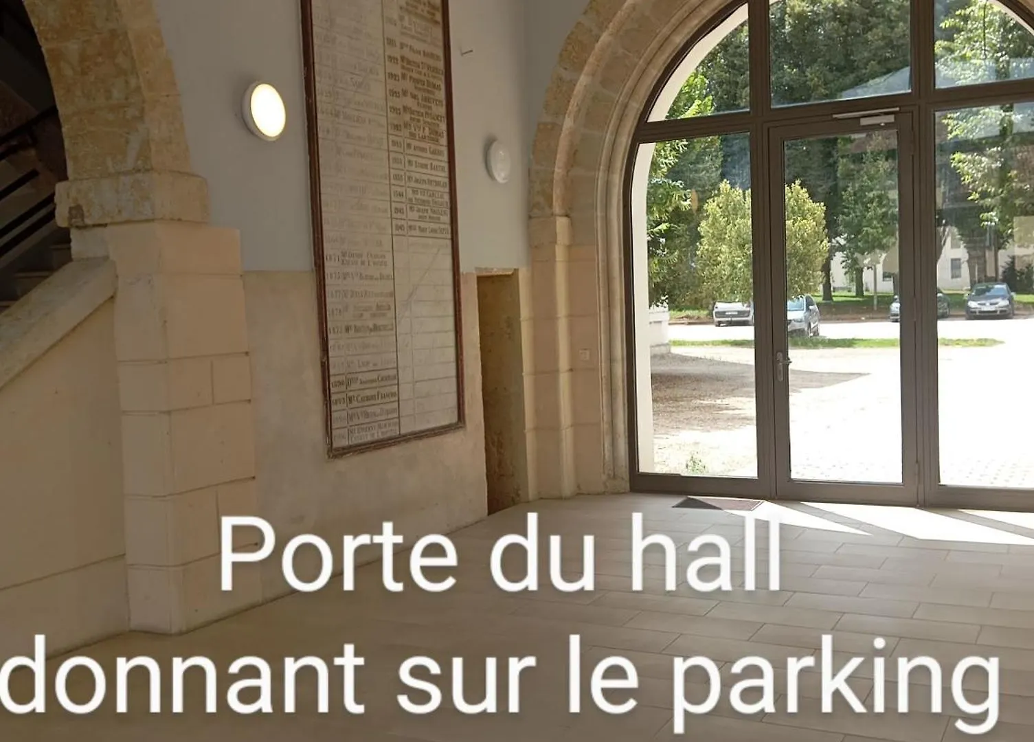 Auch 3 Chambres,120 M2 Au Calme Et En Ville !!! 0*,  France